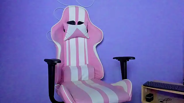 NinaAngel6 online show from 06.04.26