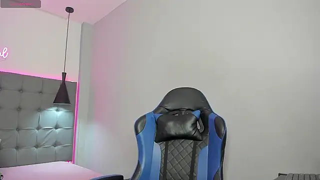 Julian Smith21 online show from 03.13.26