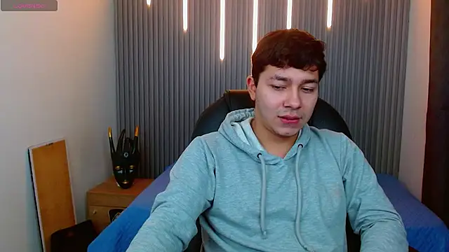 Julian Smith21 online show from 03.25.26