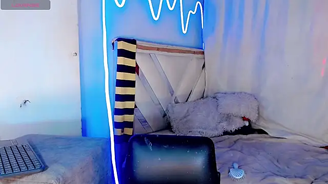 xyaraluv  online show from 04.10.26