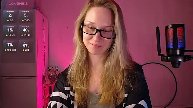 SatinSinner online show from 03.07.26