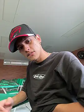 Snapshot of HarryGaze chatting on 03.04.26 HarryGaze online show from 03.04.26