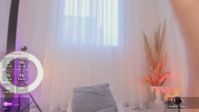 Thiago Jones1 online show from 04.17.26