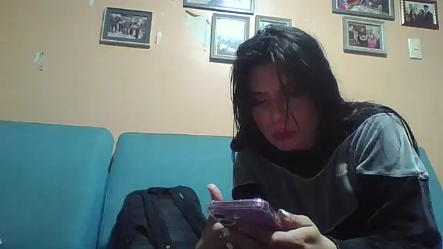 Soylilayblue online show from 04.25.26