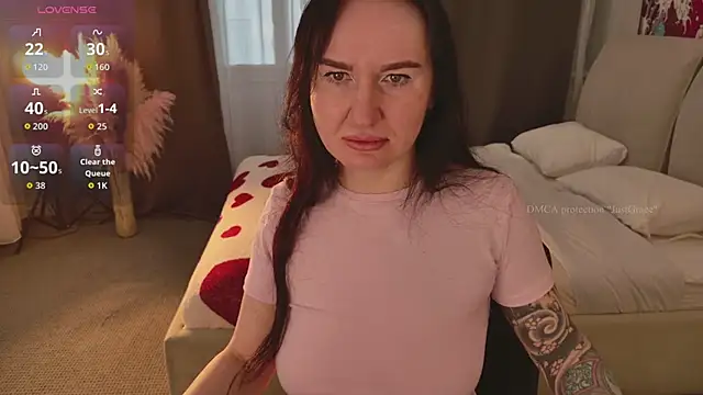 JustGrace online show from 04.13.26