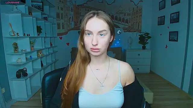 AlicaFoxis online show from 04.20.26