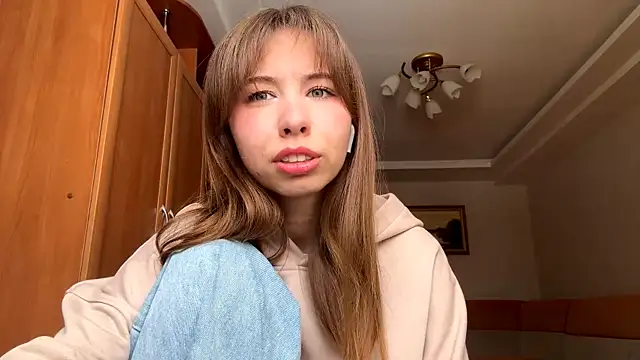 SerenaHawthorne online show from 02.27.26