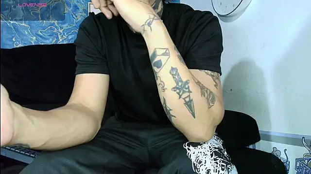 Snapshot of Tessarion_Black chatting on 07.09.26 Tessarion Black online show from 07.09.26