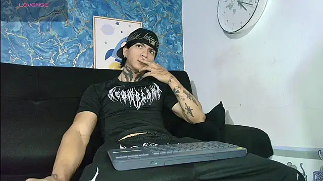 Snapshot of Tessarion_Black chatting on 07.14.26 Tessarion Black online show from 07.14.26