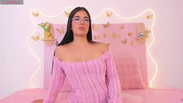 Isaa-queen online show from 04.08.26