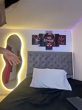 Snapshot of Pamela23x chatting on 02.26.26 Pamela23x online show from 02.26.26