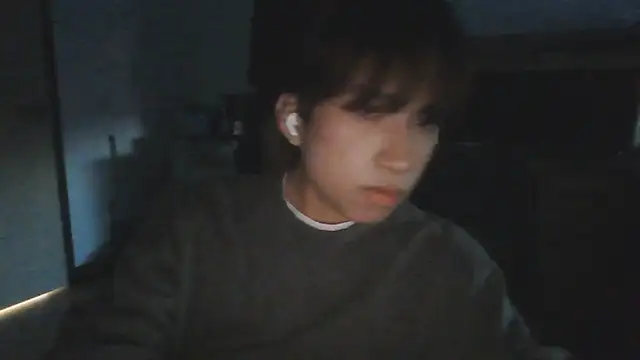 Ethangh001 online show from 03.07.26