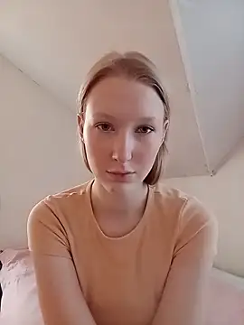 Snapshot of TanyaSavel chatting on 02.24.26 TanyaSavel online show from 02.24.26