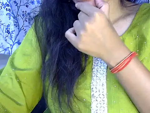 Snapshot of Neha_Sharma2 chatting on 06.08.26 Neha Sharma2 online show from 06.08.26
