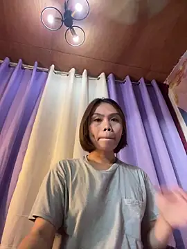 urlovelymolly online show from 06.06.26