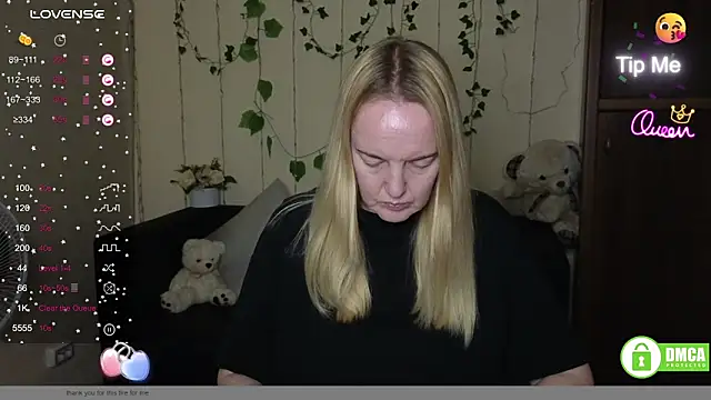 Snapshot of Bella_soulmate chatting on 06.19.26 Bella soulmate online show from 06.19.26