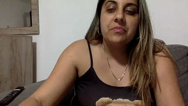 I amXenox online show from 04.18.26