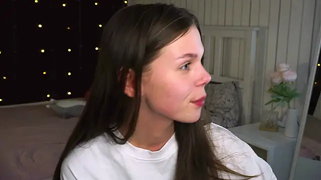 EarthaLevra online show from 04.19.26