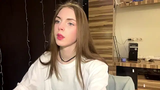 PollyDream online show from 02.25.26