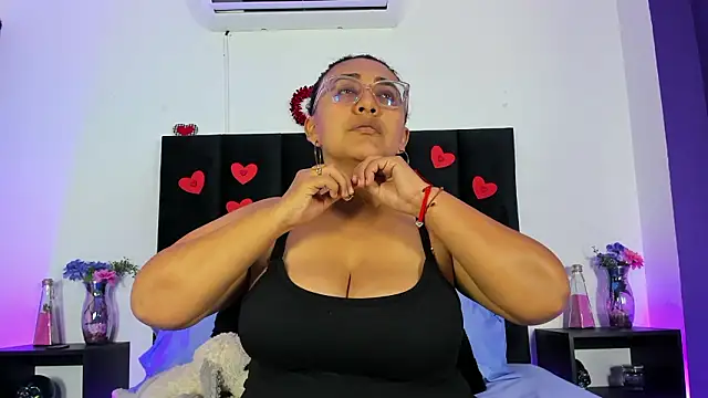 scarlet  ray  online show from 02.28.26