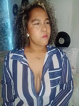 Snapshot of medusafox_ chatting on 05.15.26 medusafox online show from 05.15.26