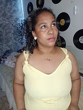 Snapshot of medusafox_ chatting on 05.16.26 medusafox online show from 05.16.26