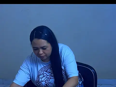 Snapshot of SARAHONEY26 chatting on 03.16.26 SARAHONEY26 online show from 03.16.26