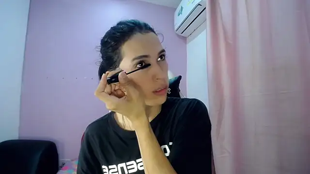 Larry craft online show from 03.31.26