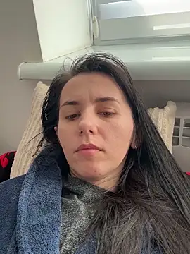 Oliviya smiley  online show from 03.04.26