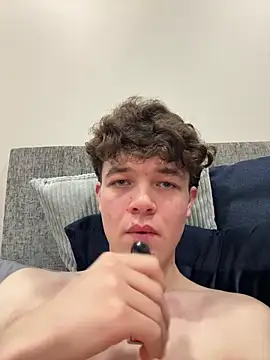 Snapshot of PubicJay chatting on 03.03.26 PubicJay online show from 03.03.26