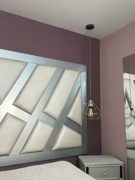 Ashleeyprincess01 online show from 04.13.26