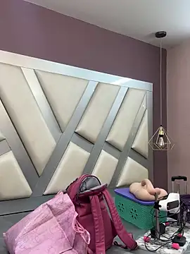 Ashleeyprincess01 online show from 04.21.26