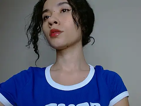 helena hadler online show from 03.17.26