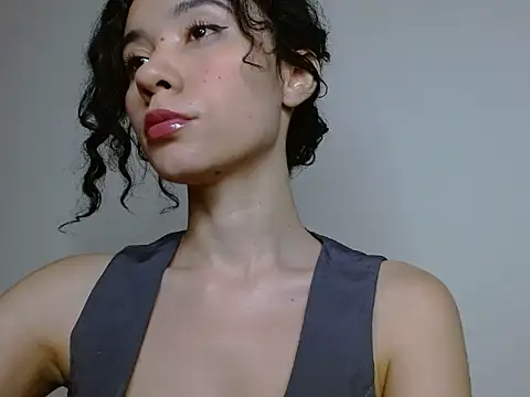 helena hadler online show from 03.27.26