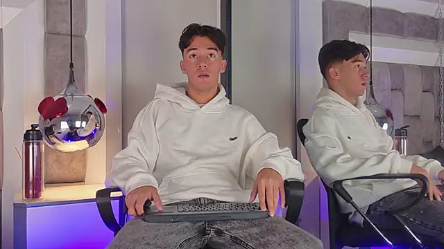 Austin Reedss online show from 04.07.26