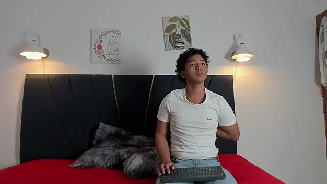 Snapshot of lio18_cum chatting on 03.04.26 lio18 cum online show from 03.04.26