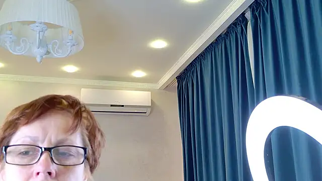 LioraWeiss online show from 03.01.26