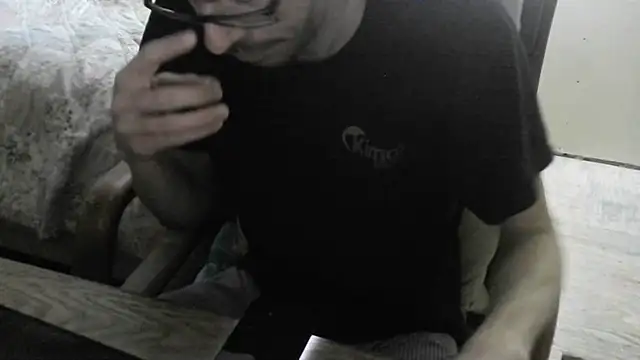 Snapshot of FiSTALiTY chatting on 05.18.26 FiSTALiTY online show from 05.18.26