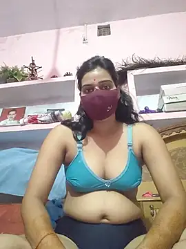 Snapshot of Poonam_bhoji chatting on 06.18.26 Poonam bhoji online show from 06.18.26