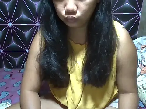 Flowerbebe online show from 04.18.26