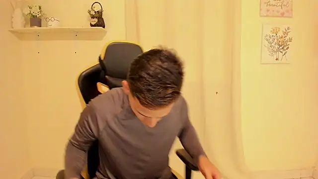 sexy andres01 online show from 06.04.26