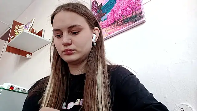 Snapshot of VeloraStar chatting on 03.04.26 VeloraStar online show from 03.04.26