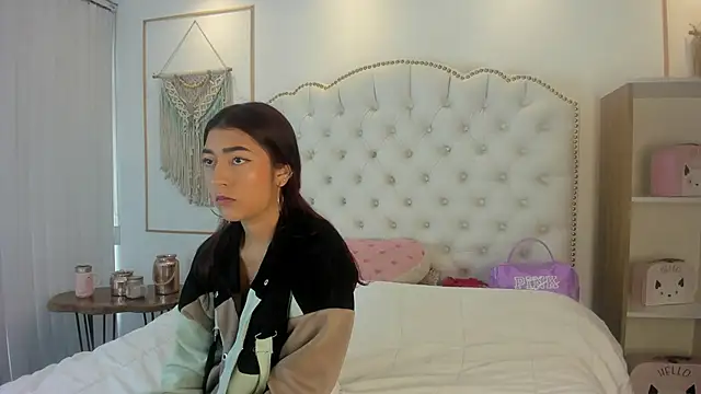 Sara funy online show from 05.19.26