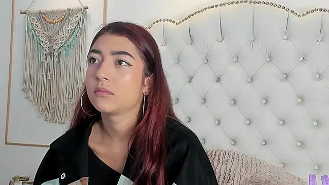 Sara funy online show from 05.29.26
