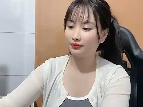 Snapshot of Sunny2868 chatting on 03.04.26 Sunny2868 online show from 03.04.26