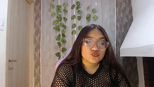 anyela donecm online show from 04.18.26