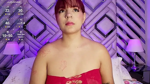 Snapshot of LyaDurand chatting on 02.28.26 LyaDurand online show from 02.28.26