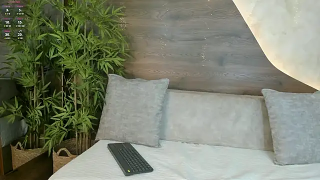 Naomi Rex online show from 03.16.26