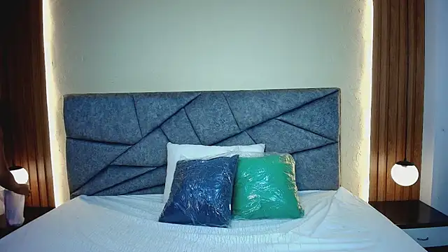 Snapshot of ShayMilleer chatting on 06.18.26 ShayMilleer online show from 06.18.26