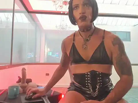 Lilith madame satan online show from 03.02.26